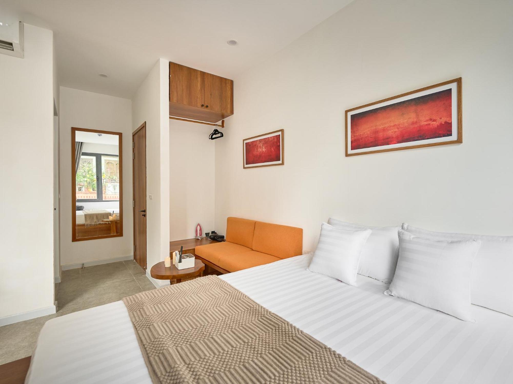 Apartment Paradox Saigon Centre-streetview-near Nguyen Hue-100m2 Rooftop Pool *