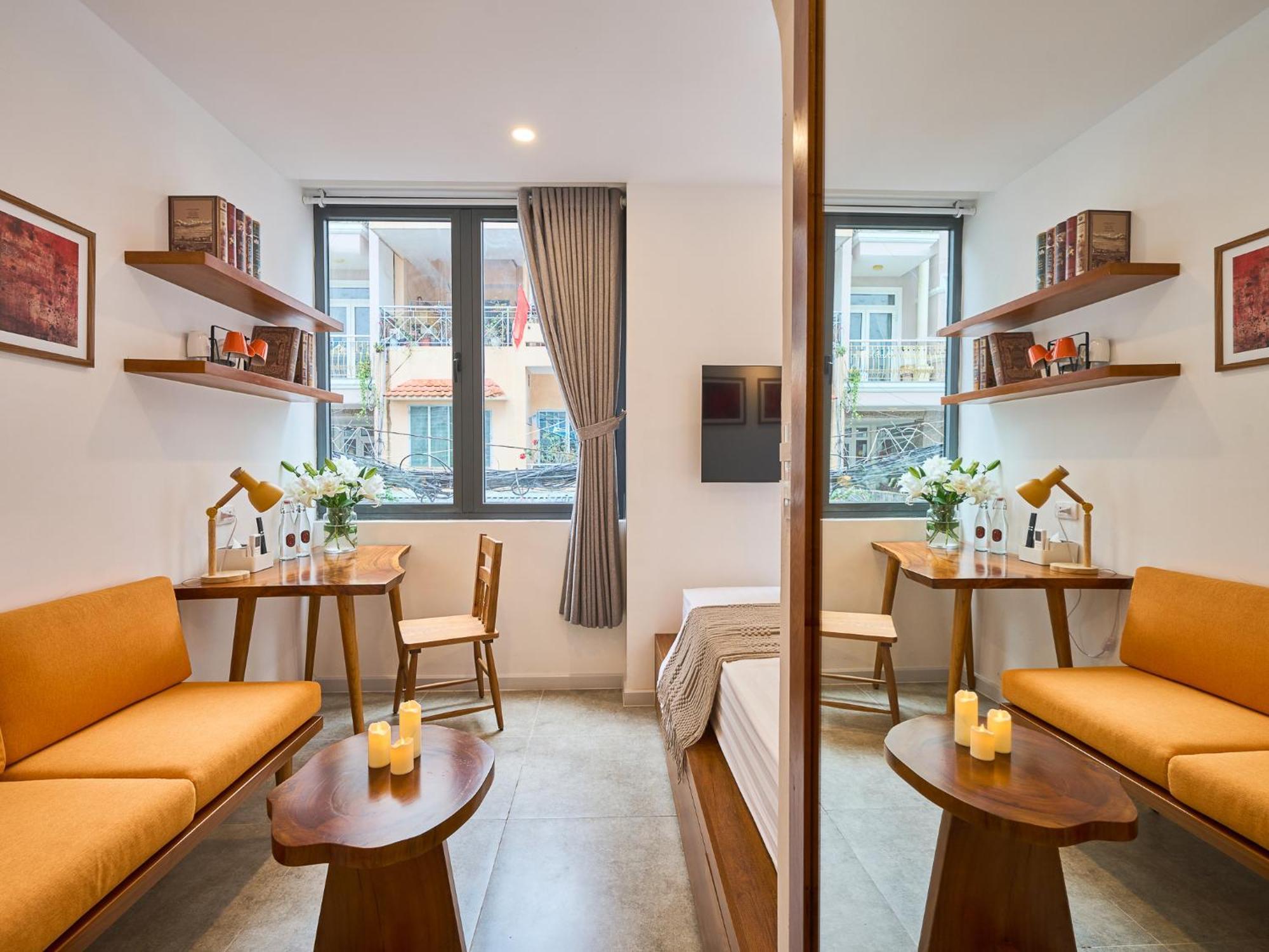 Paradox Saigon Centre-streetview-near Nguyen Hue-100m2 Rooftop Pool Apartment *