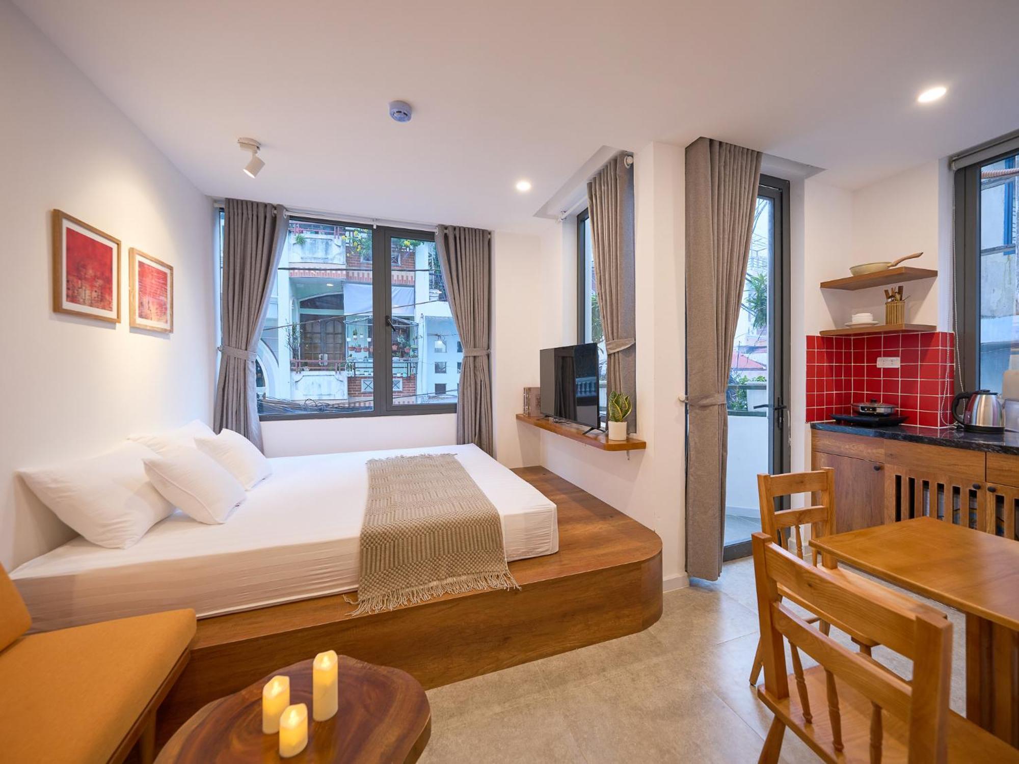 Apartment Paradox Saigon Centre-streetview-near Nguyen Hue-100m2 Rooftop Pool Ho Chi Minh City