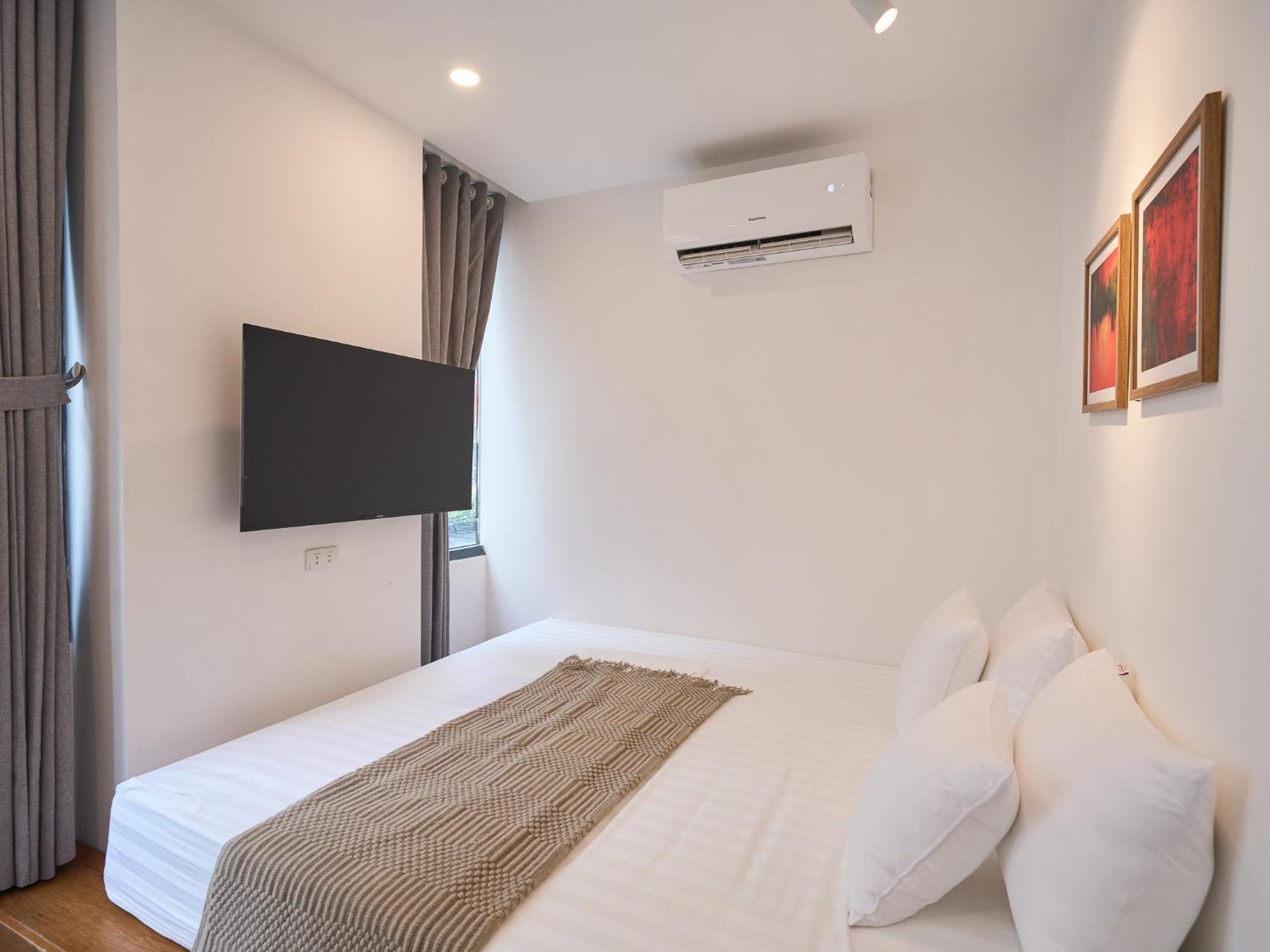 Apartment Paradox Saigon Centre-streetview-near Nguyen Hue-100m2 Rooftop Pool *